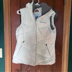 Columbia Omni Shield vest with fur lined hood